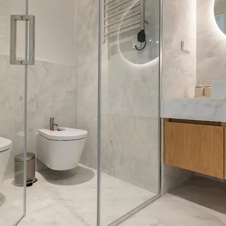 Premium 3bdr By Lovelystay Lägenhet